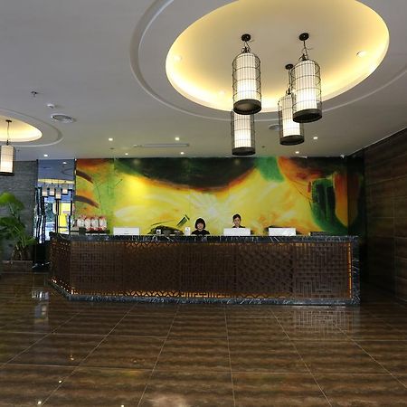 Sotel Inn Hotel San Yuan Li Branch Гуанчжоу Экстерьер фото
