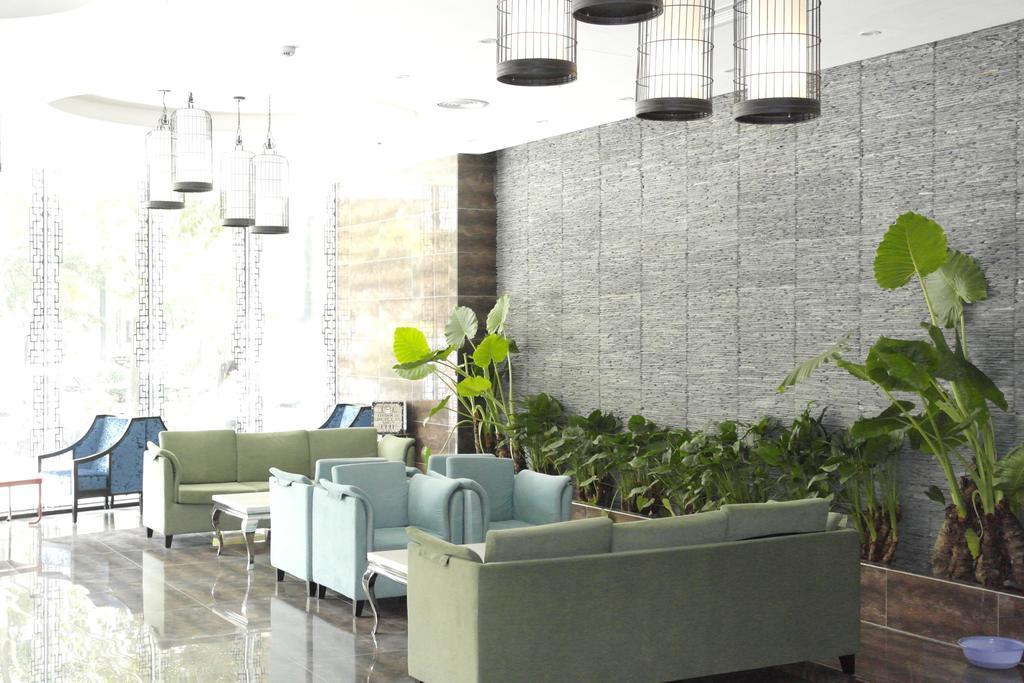 Sotel Inn Hotel San Yuan Li Branch Гуанчжоу Экстерьер фото
