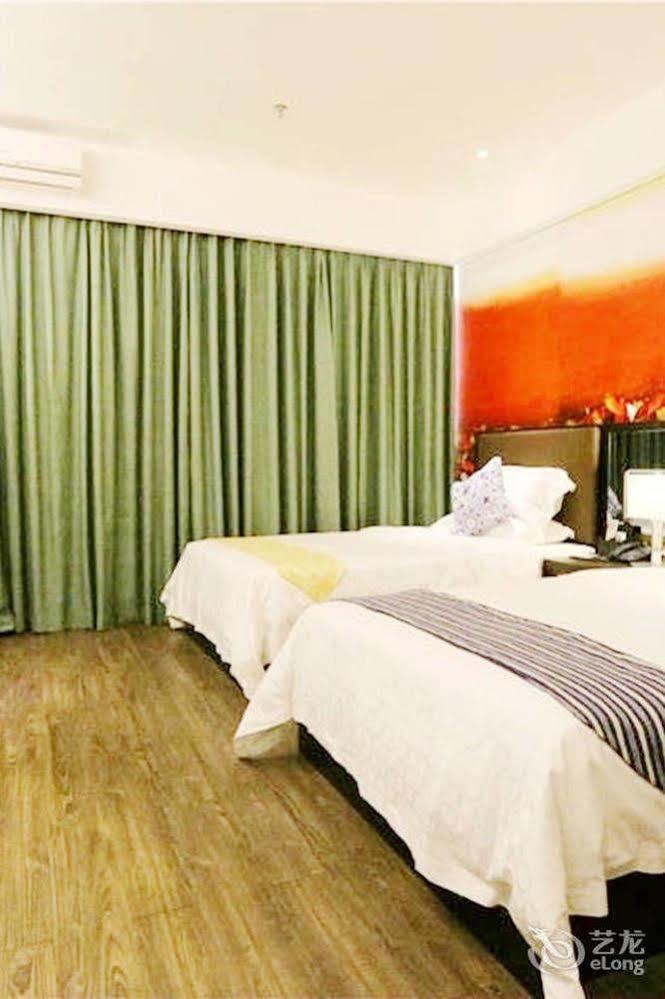Sotel Inn Hotel San Yuan Li Branch Гуанчжоу Экстерьер фото