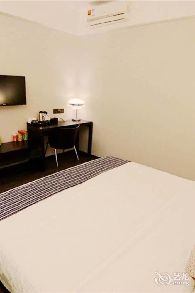 Sotel Inn Hotel San Yuan Li Branch Гуанчжоу Экстерьер фото