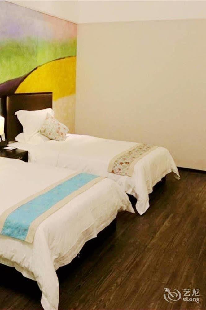 Sotel Inn Hotel San Yuan Li Branch Гуанчжоу Экстерьер фото
